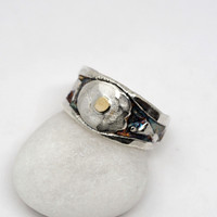 Artifact Ring