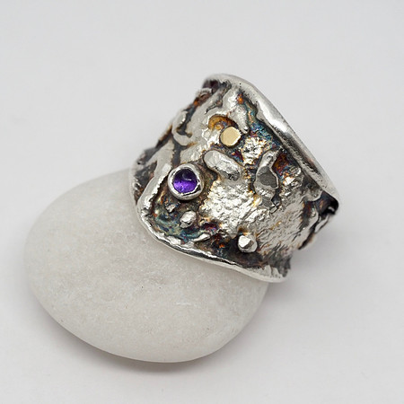 Artifact Ring with Amethyst