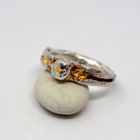 Artifact Ring