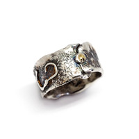 Artifact, Gold Button Ring